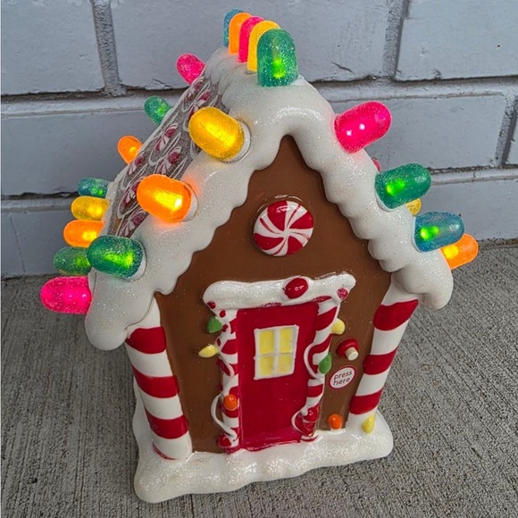 Lighted Musical Gingerbread House Christmas Decor Tested...